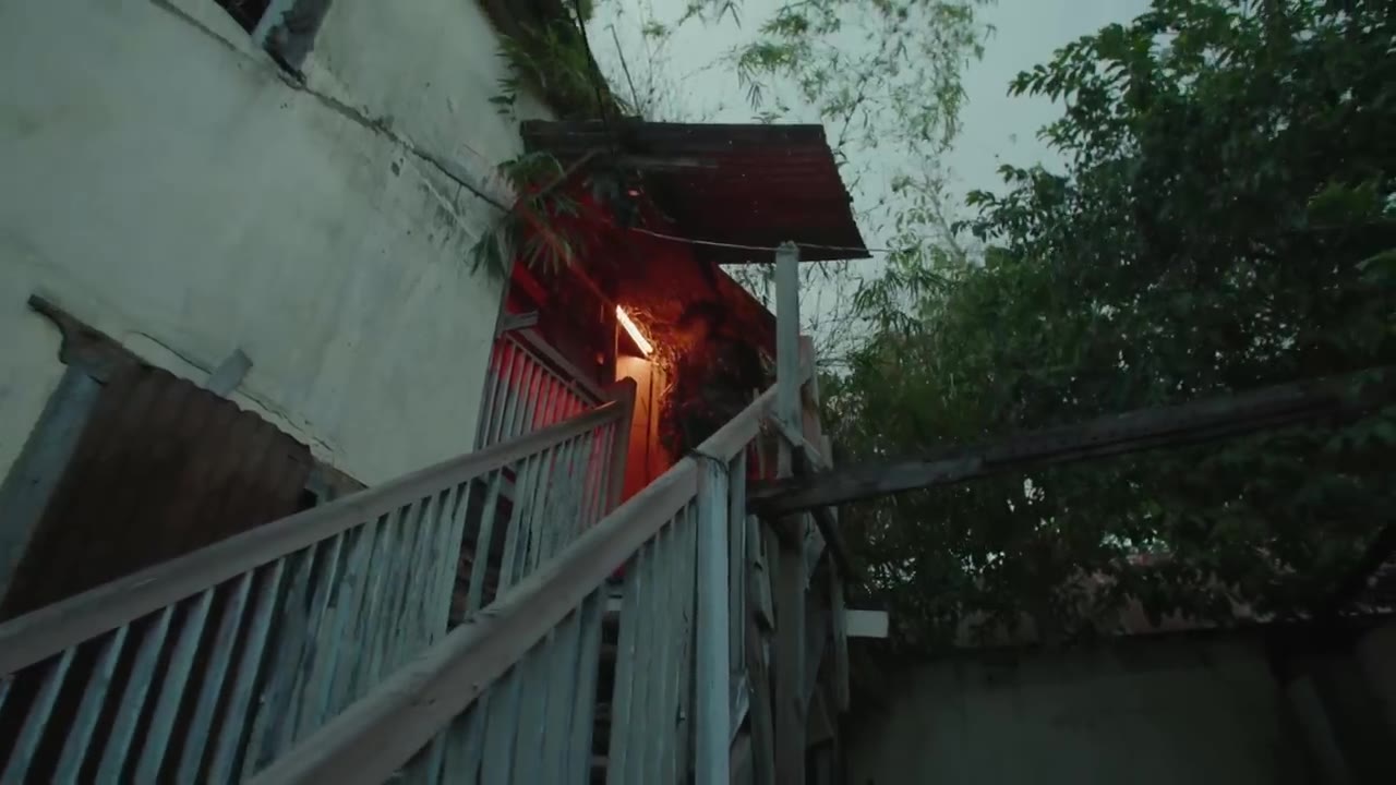 Govana Red Sky (Official Video)