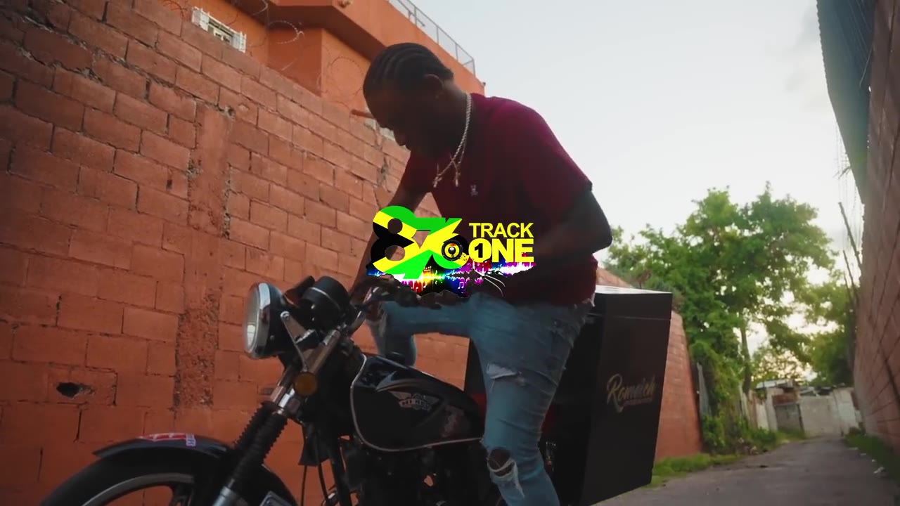 Valiant Barbieâs (Official Music Video)