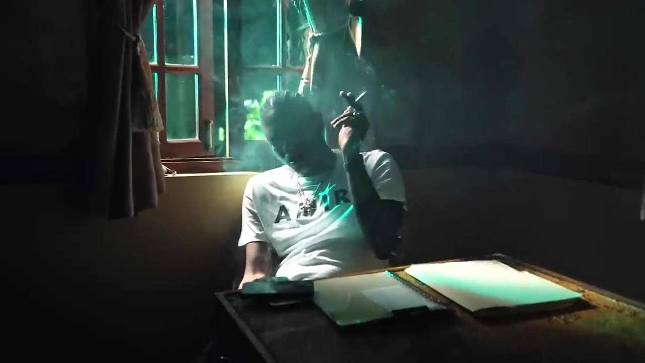 Valiant Expensive (Official Music Video)